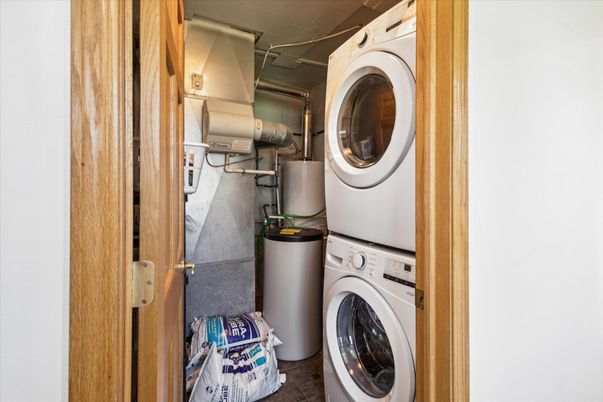 Interior, Utility Closets, Washer