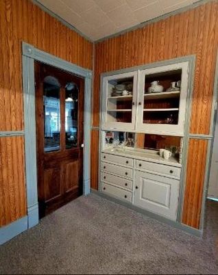 Interior, Wooden Walls