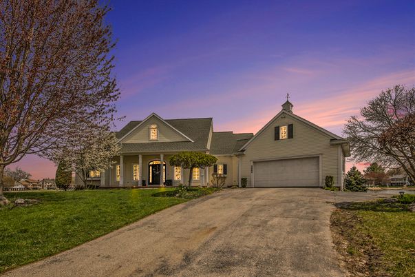 Attached, Exterior, Facade, Farmhouse