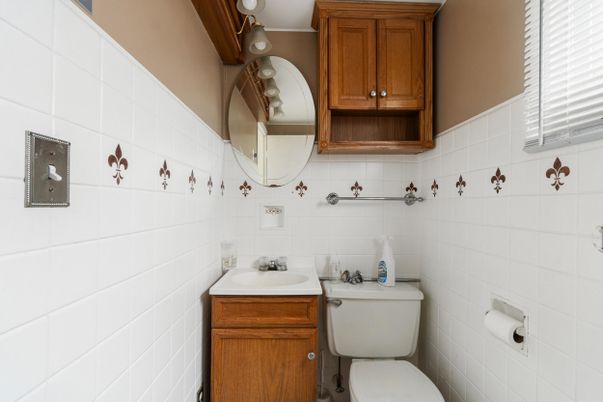 Bathroom, Interior