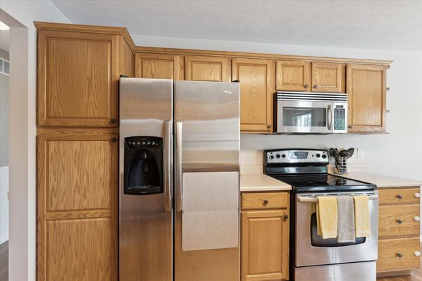 Interior, Kitchen, Stainless Steel Appliances, Wood Texture Flooring