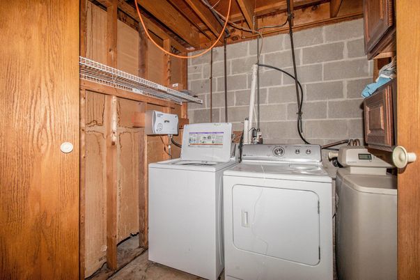 Interior, Stone Walls, Utility Closets, Washer