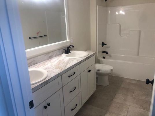 Bathroom, Dual Sink Vanities, Interior