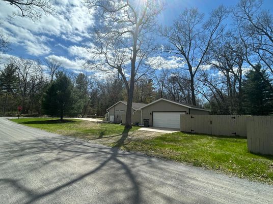 Detached Garage, Exterior