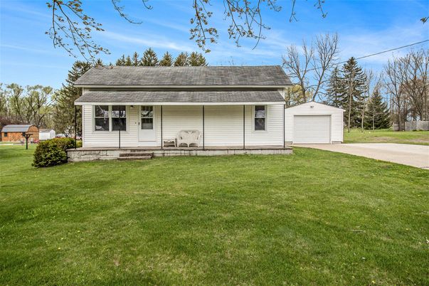 Backyard, Detached Garage, Exterior
