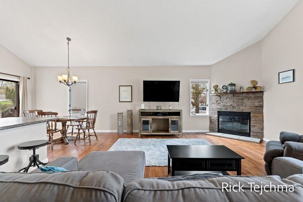 Chandelier, Dining room, Fireplace, Interior, Living room, Wood Texture Flooring