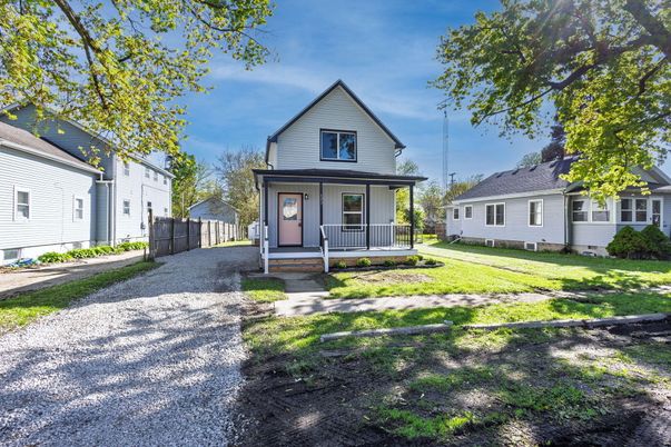 Backyard, Exterior, Facade, Farmhouse