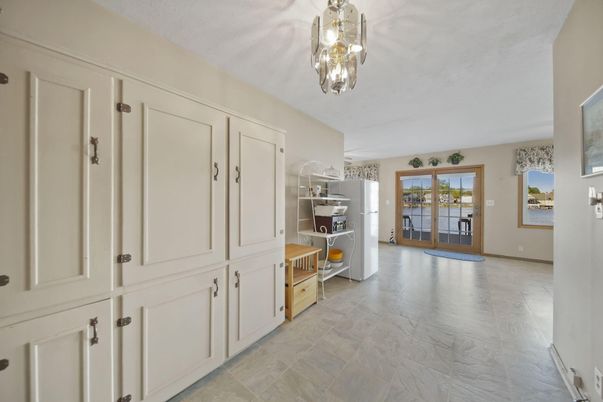 Interior, Kitchen, Pendant Lights, Water