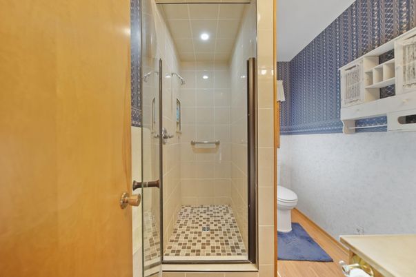 Bathroom, Interior, Recessed Lighting, Wood Texture Flooring