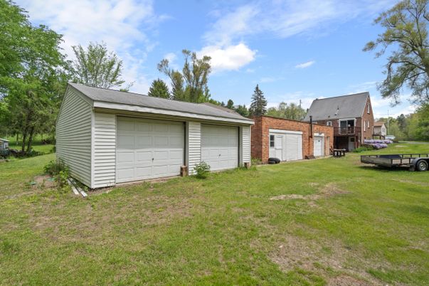 Backyard, Detached Garage, Exterior