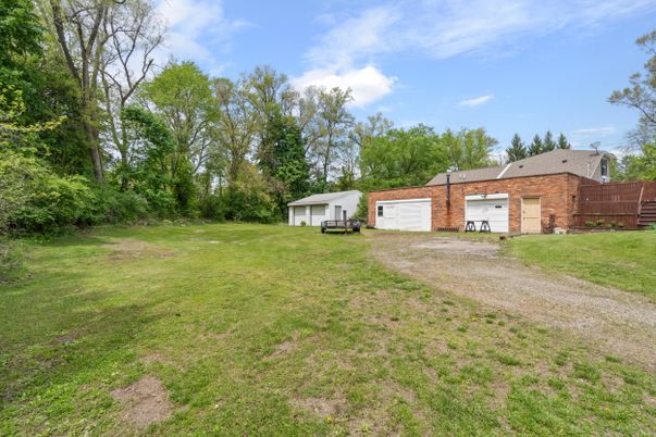 Backyard, Detached Garage, Exterior