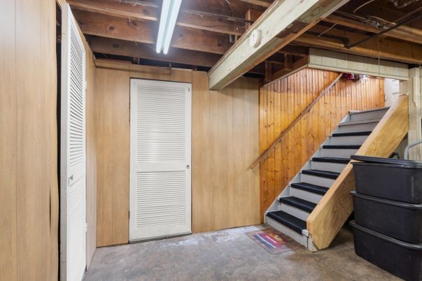 Interior, Wooden Beams, Wooden Walls
