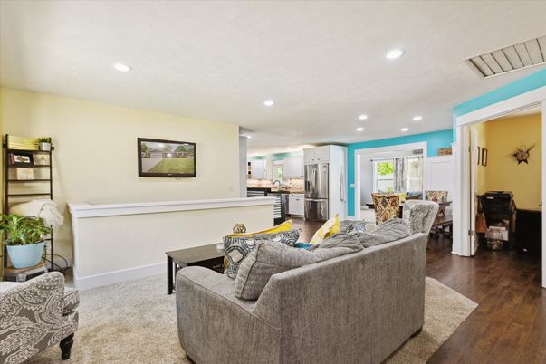 Interior, Kitchen, Living room, Recessed Lighting, Wood Texture Flooring