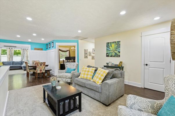 Dining room, Interior, Living room, Recessed Lighting, Wood Texture Flooring