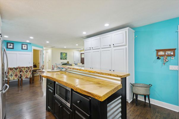 Interior, Kitchen, Recessed Lighting, Wood Texture Flooring