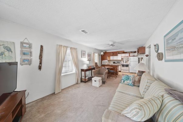 Dining room, Interior, Kitchen, Living room, Stainless Steel Appliances