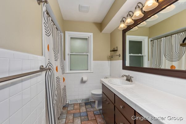 Bathroom, Interior, Tile Countertops