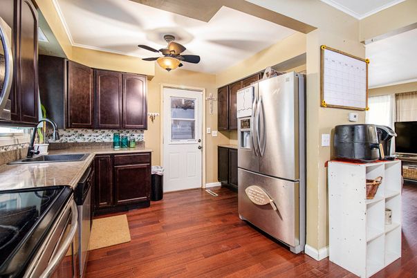 Interior, Kitchen, Wood Texture Flooring