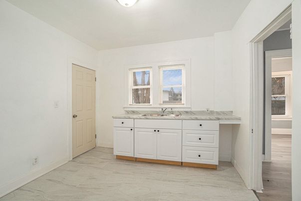 Bathroom, Dual Sink Vanities, Interior, Marble