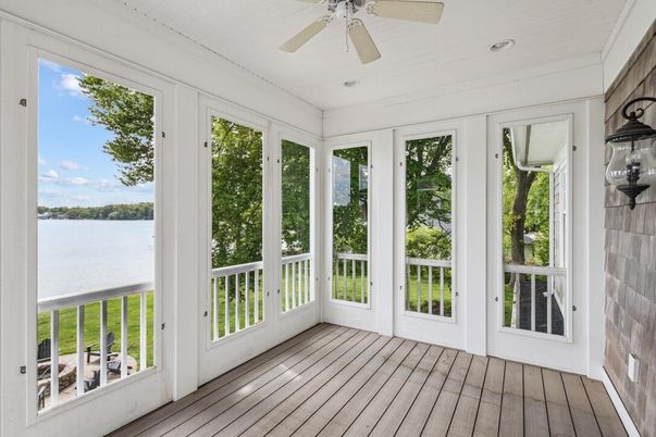 Interior, Recessed Lighting, Sun Room, Water, Wood Texture Flooring