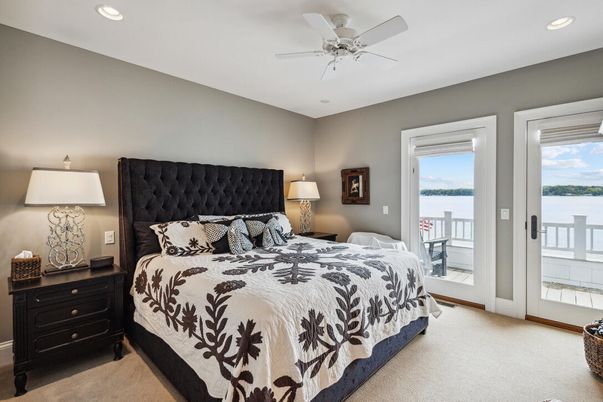 Bedroom, Interior, Recessed Lighting, Water