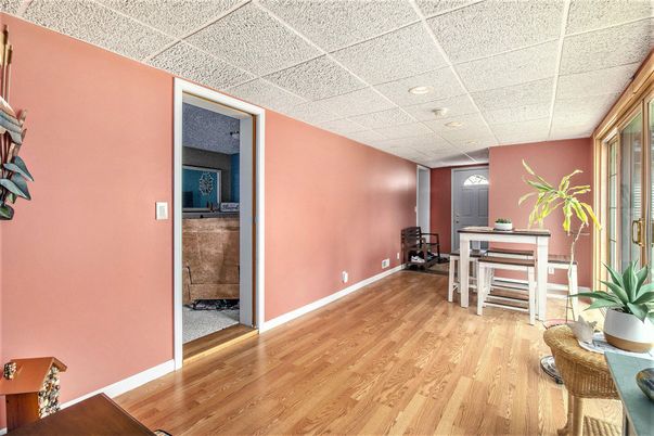 Dining room, Interior, Recessed Lighting, Wood Texture Flooring