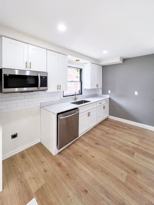 Interior, Kitchen, Recessed Lighting, Wood Texture Flooring