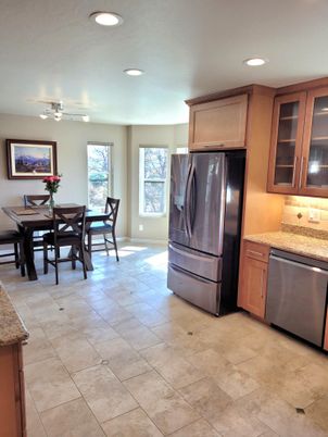 Dining room, Interior, Kitchen, Recessed Lighting