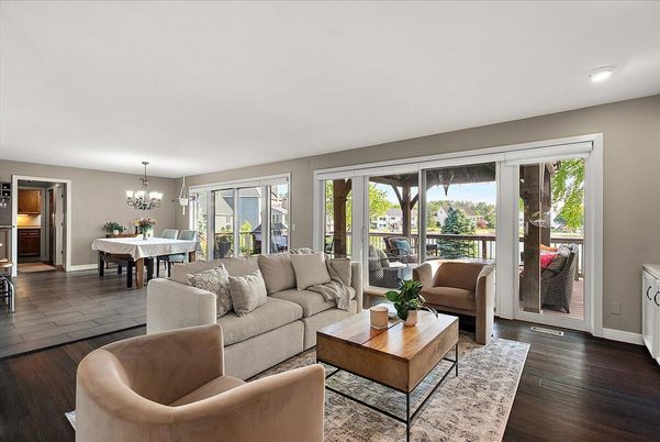 Chandelier, Dining room, Interior, Living room, Recessed Lighting, Wood Texture Flooring