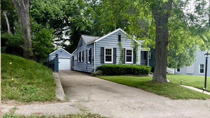 Backyard, Detached Garage, Exterior, Facade, Cape Cod