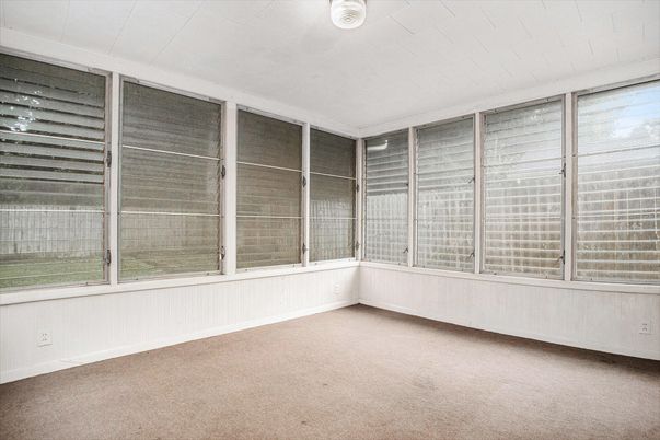 Empty room, Interior, Sun Room