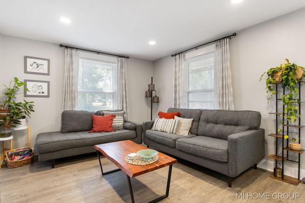 Interior, Living room, Recessed Lighting, Wood Texture Flooring