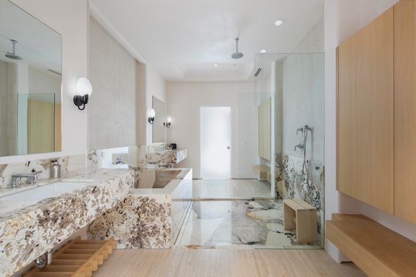 Bathroom, Interior, Recessed Lighting