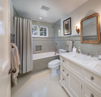Bathroom, Interior, Recessed Lighting