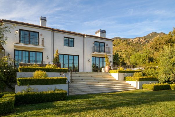 Backyard, Exterior, Facade, French Provincial