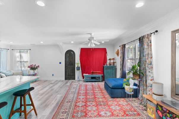 Interior, Recessed Lighting, Wood Texture Flooring