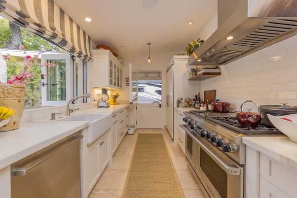 Interior, Kitchen, Pendant Lights, Recessed Lighting, Stainless Steel Appliances