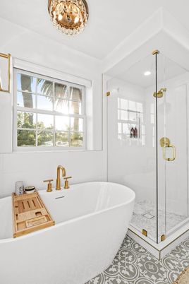 Bathroom, Free Standing Baths, Glass Shower, Interior, Recessed Lighting