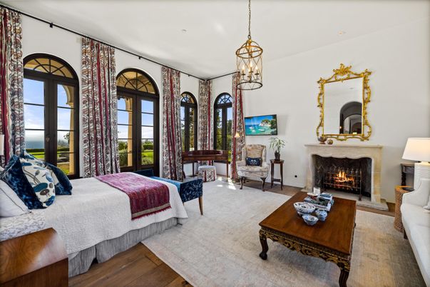 Bedroom, Fireplace, Interior, Living room, Pendant Lights, Recessed Lighting, Wood Texture Flooring
