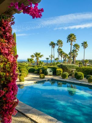 Exterior, Pool, Water