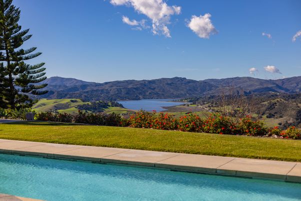 Exterior, Pool, Other