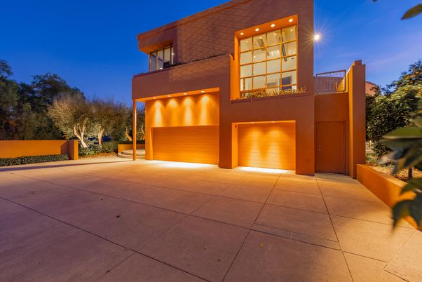 Attached, Exterior, Facade, Modern