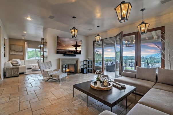 Fireplace, Interior, Living room, Pendant Lights, Recessed Lighting