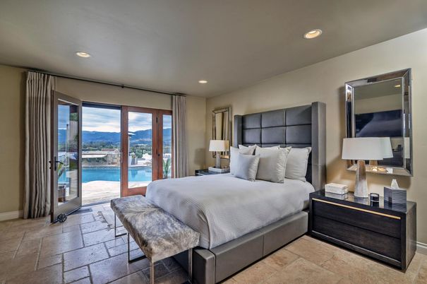 Bedroom, Interior, Recessed Lighting, Water