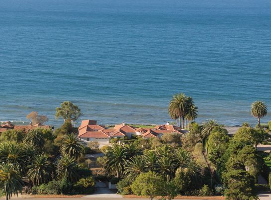 Exterior, Lake