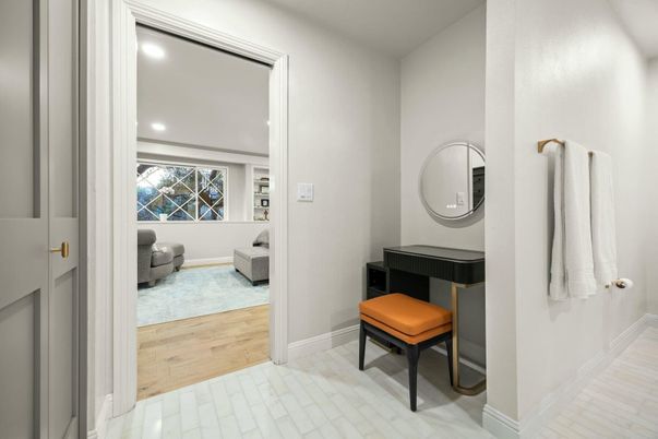 Bathroom, Interior, Recessed Lighting, Wood Texture Flooring