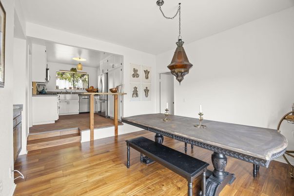 Dining room, Interior, Kitchen, Pendant Lights, Wood Texture Flooring