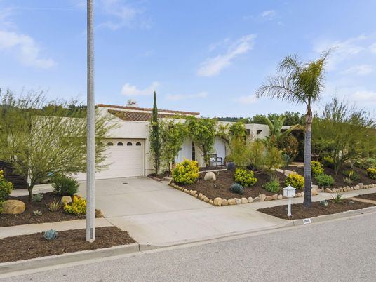 Attached, Exterior, Facade, Spanish Mediterranean