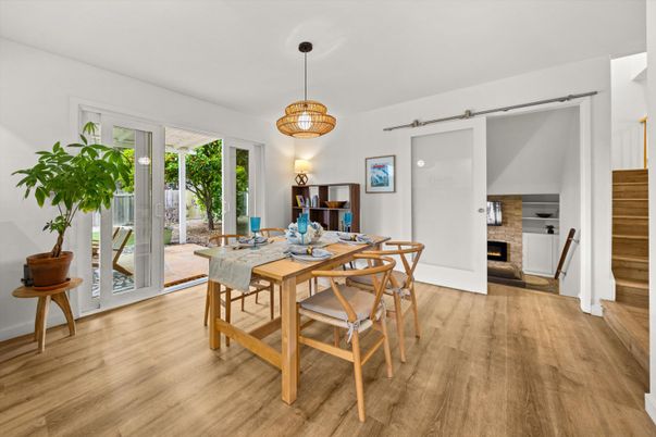Dining room, Fireplace, Interior, Pendant Lights, Wood Texture Flooring