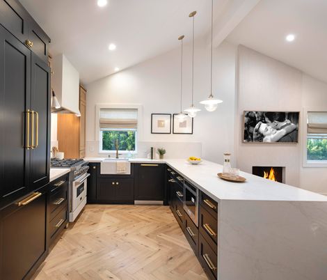 Fireplace, Interior, Kitchen, Pendant Lights, Recessed Lighting, Stainless Steel Appliances, Wood Texture Flooring